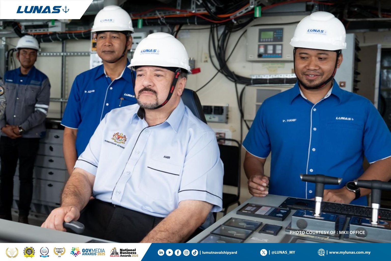 Lcs Progress Minister of Finance II Witnesses First Hand Progress of The LCS ...